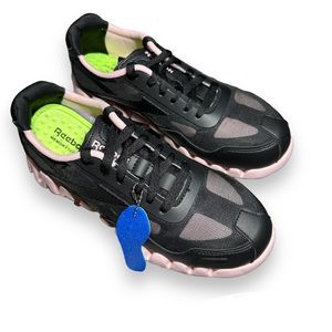 Brand New Reebok Women’s 7.5 Zig Pulse Work Athetlic Work Shoe Pink Saftey Cap